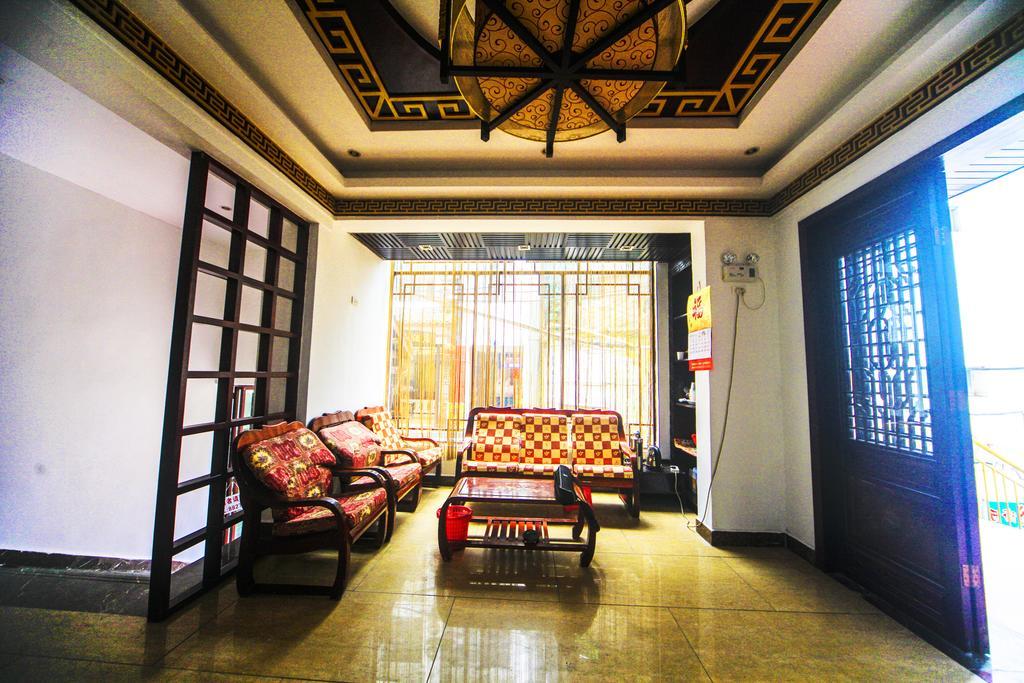 Fawlty Towers Hotel Yangshuo Exterior foto