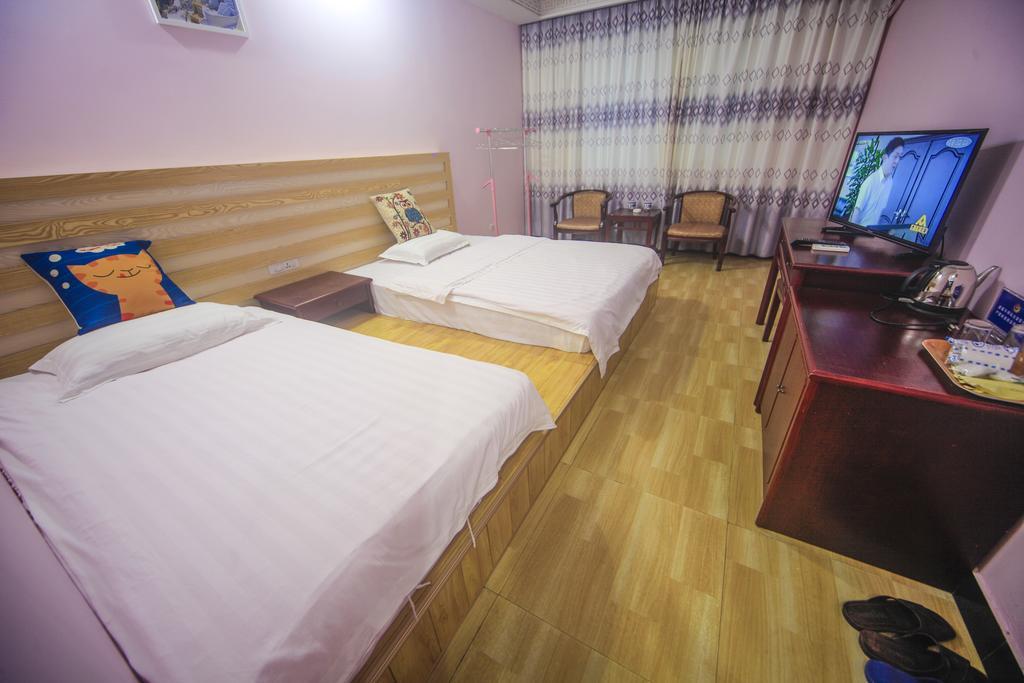 Fawlty Towers Hotel Yangshuo Zimmer foto